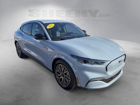 Certified 2025 Ford Mustang Mach-E Premium image 2