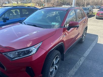 Used 2021 Toyota RAV4 SE w/ Weather & Moonroof Package