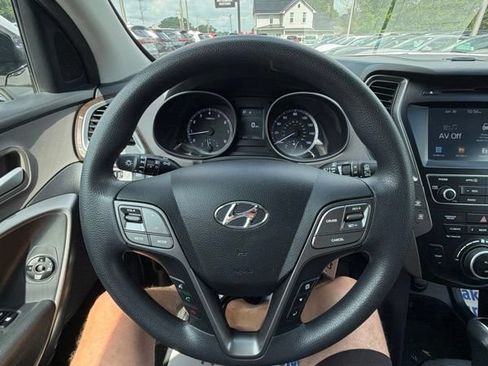 Used 2017 Hyundai Santa Fe Sport AWD/4WD image 19