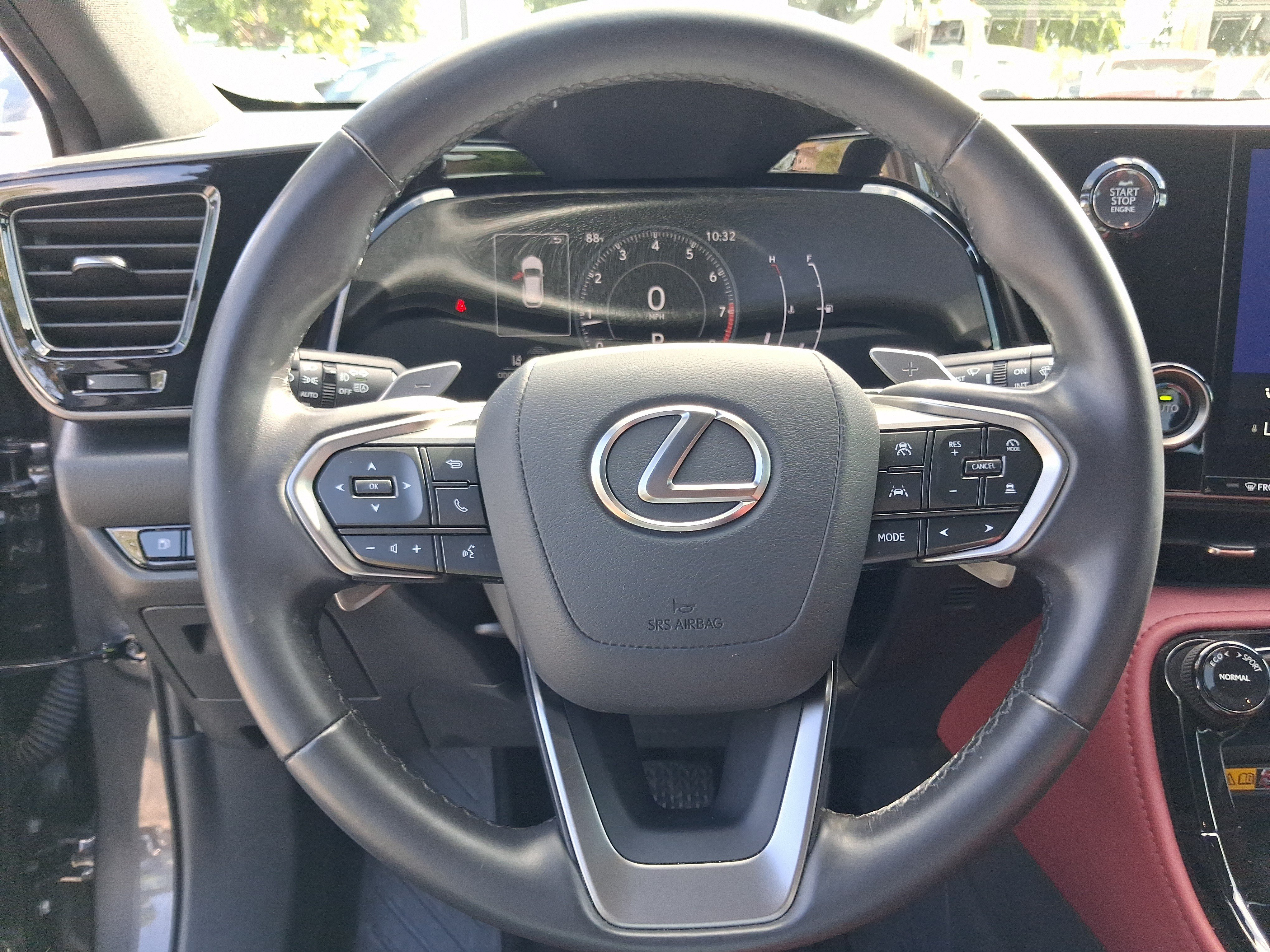 Used 2025 Lexus NX 250 FWD w/ Towing Package (2000 Lbs) image 13