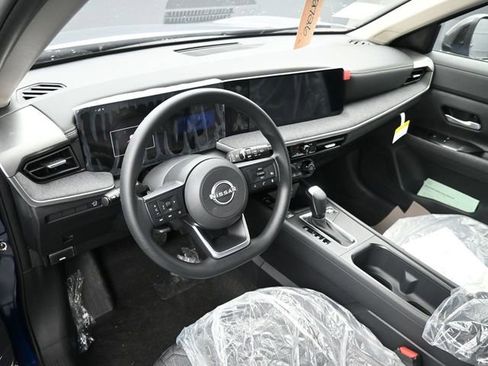 New 2026 Nissan Kicks SV w/ SV Premium Package image 16