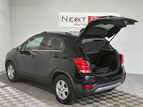 Used 2020 Chevrolet Trax LT FWD image 32