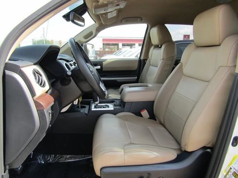 Used 2018 Toyota Tundra Limited image 9