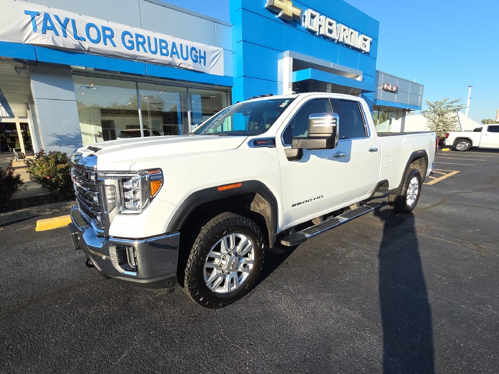 Used 2023 GMC Sierra 2500 SLT w/ SLT Preferred Package AWD/4WD image 4