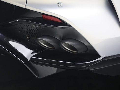 New 2026 Aston Martin DBX 707 image 39