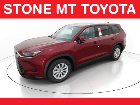 New 2026 Toyota Grand Highlander XLE image 1