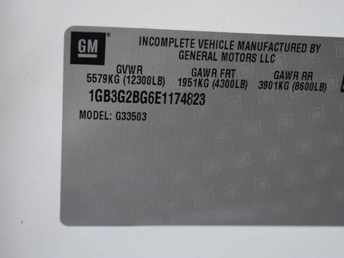 Used 2014 Chevrolet Express 3500 Work Van image 30