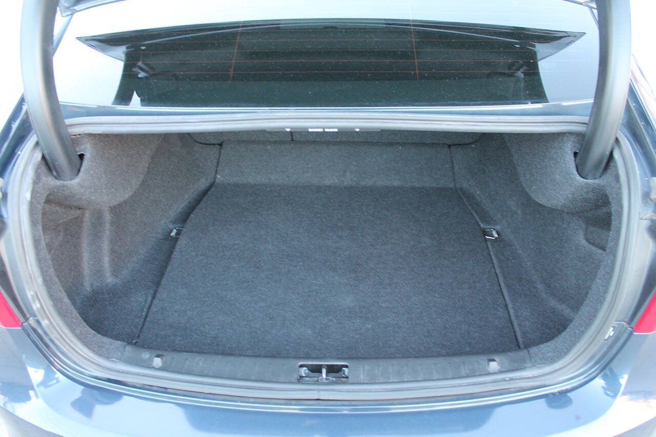 Used 2012 Volvo S60 T5 w/ Climate Pkg FWD image 24