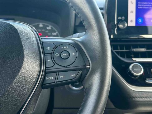Used 2024 Toyota Corolla SE image 25