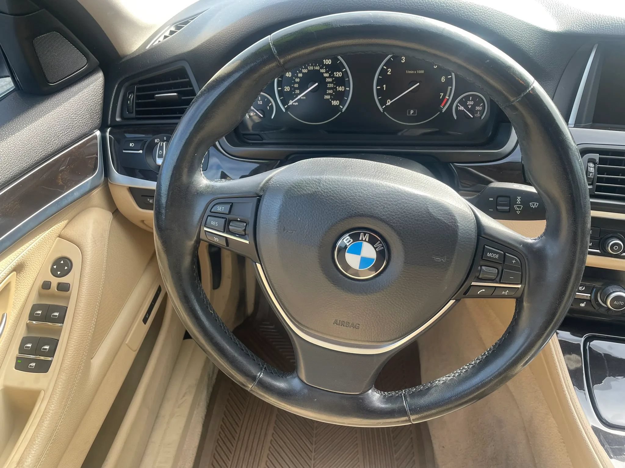 Used 2015 BMW 528i xDrive Sedan AWD/4WD image 10