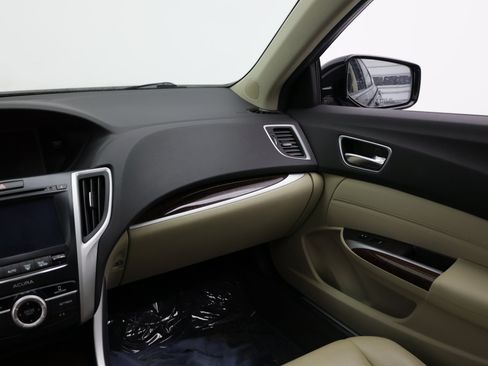Used 2020 Acura TLX FWD image 33