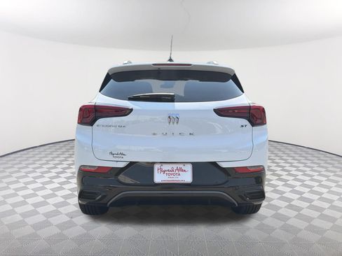 Used 2024 Buick Encore GX Sport Touring FWD image 16