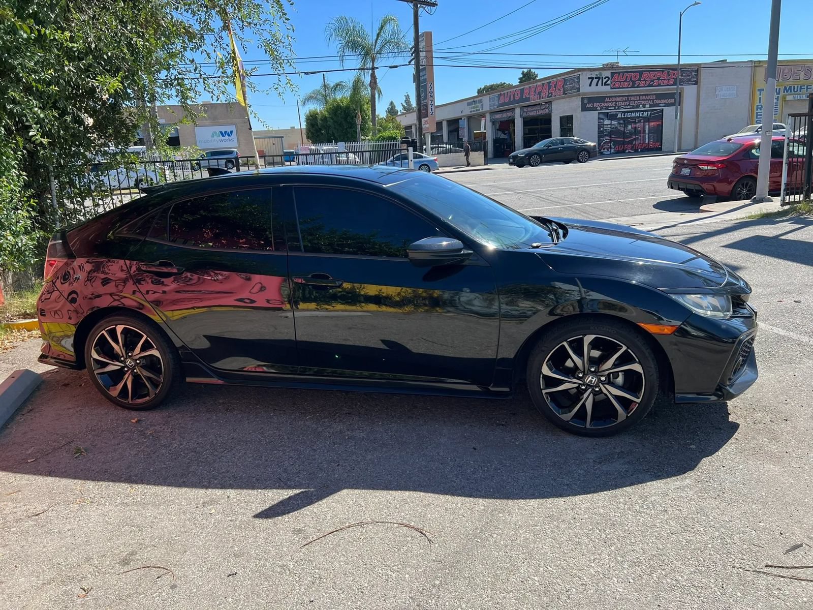 Used 2019 Honda Civic Sport image 4