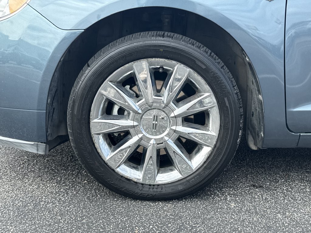 Used 2012 Lincoln MKZ FWD image 10