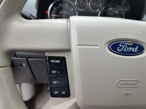 Used 2008 Ford Edge SE image 19