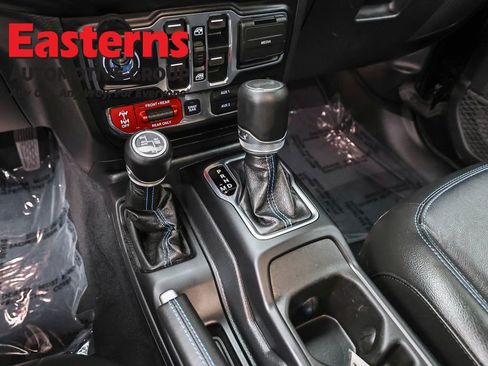 Used 2023 Jeep Wrangler Unlimited Rubicon 4xe w/ Steel Bumper Group image 13