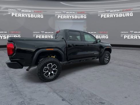 Used 2025 GMC Canyon AT4 w/ AT4X Package AWD/4WD image 8