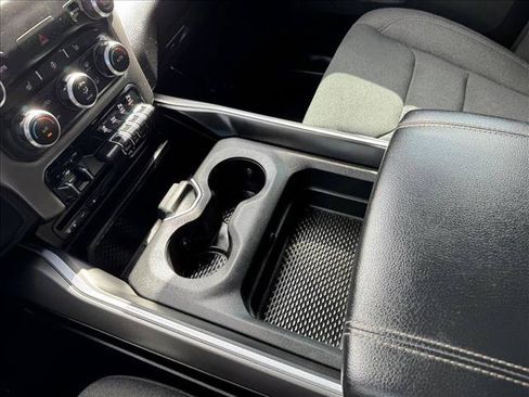 Used 2019 RAM 1500 Big Horn AWD/4WD image 18