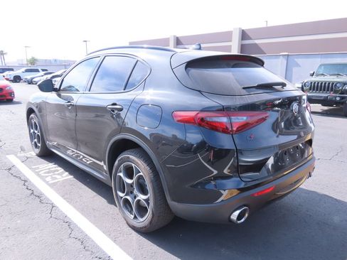 Used 2021 Alfa Romeo Stelvio Sprint w/ Nero Edizione image 3