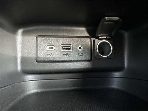 Used 2022 Chevrolet Equinox LS w/ LS Convenience Package image 15