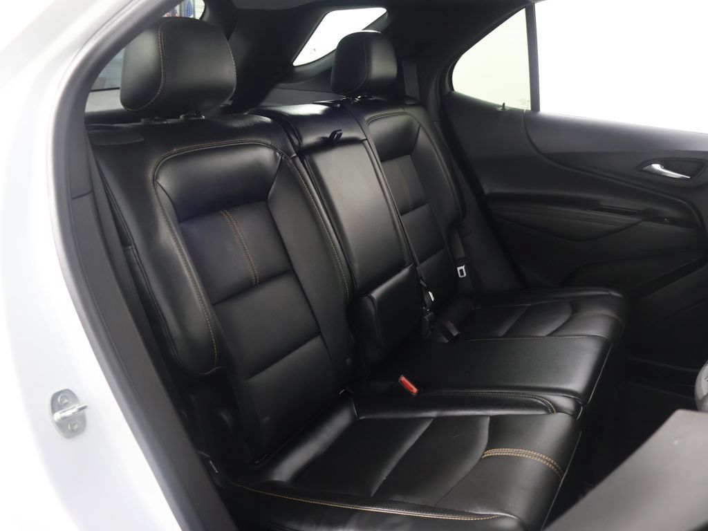 Used 2023 Chevrolet Equinox Premier FWD image 33