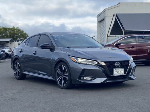 Used 2020 Nissan Sentra SR w/ Premium Package image 1
