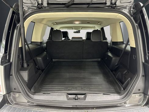 Used 2019 Ford Flex Limited FWD image 12