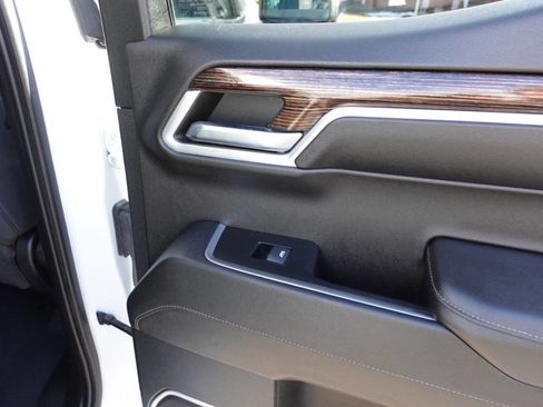 Used 2023 GMC Sierra 1500 Elevation AWD/4WD image 26