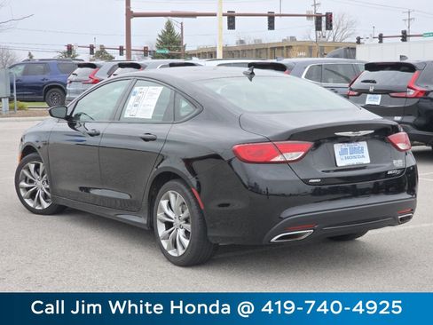 Used 2015 Chrysler 200 S w/ Navigation & Sound Group I image 13