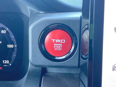 Used 2025 Toyota Tacoma TRD Off-Road AWD/4WD image 16