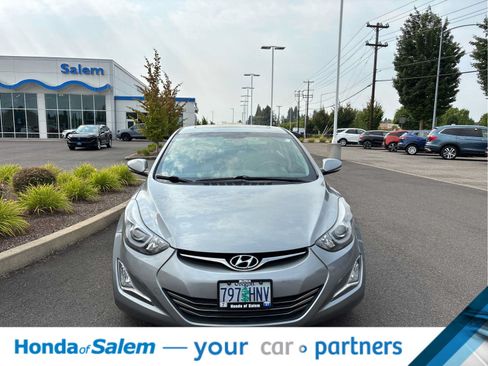 Used 2014 Hyundai Elantra Limited w/ Option Group 03 FWD image 6