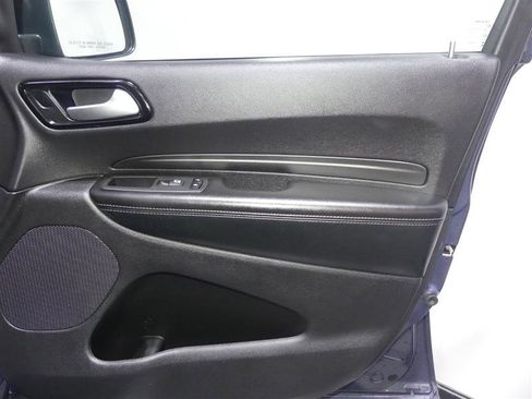 Used 2021 Dodge Durango SXT image 18