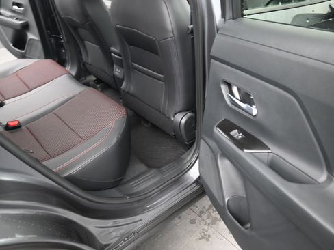 New 2026 Nissan Kicks SR image 19