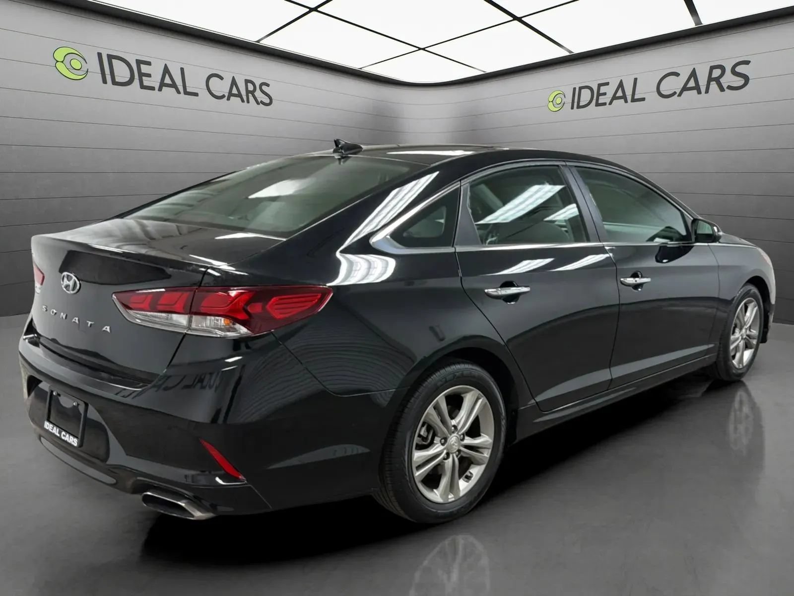 Used 2019 Hyundai Sonata SEL w/ Tech Package 02 FWD image 5