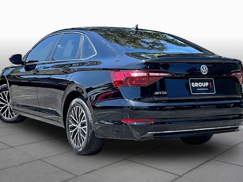 Used 2021 Volkswagen Jetta SE FWD image 12