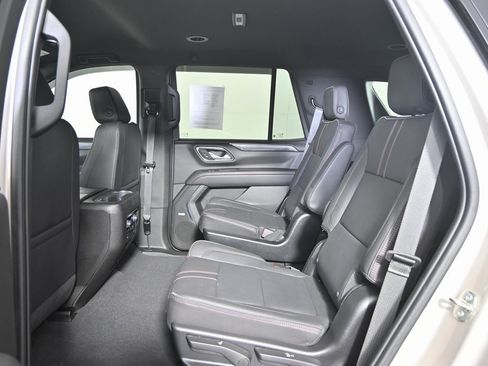 Used 2024 Chevrolet Tahoe RST w/ RST Performance Edition image 18