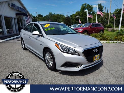 Used 2016 Hyundai Sonata SE FWD image 1