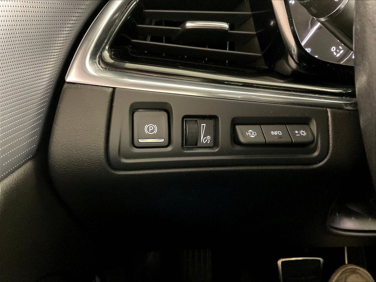 Used 2020 Cadillac XT6 Sport AWD/4WD image 15