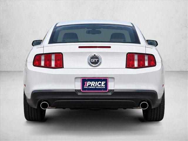 Used 2011 Ford Mustang GT Premium w/ Brembo Brake Pkg RWD image 3