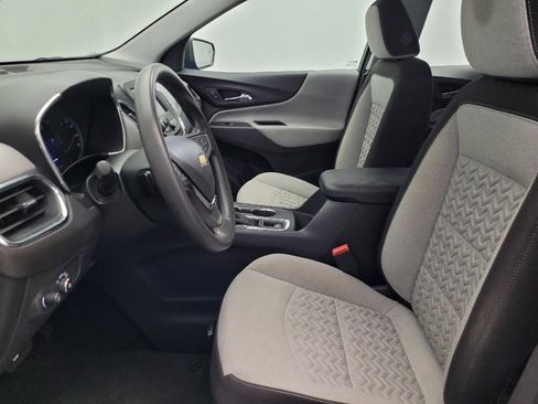 Used 2024 Chevrolet Equinox LS FWD image 17
