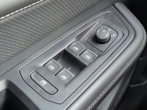 Used 2025 Volkswagen Atlas SE FWD image 22