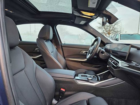 Used 2023 BMW 330i xDrive Sedan w/ Parking Assistance Package image 11