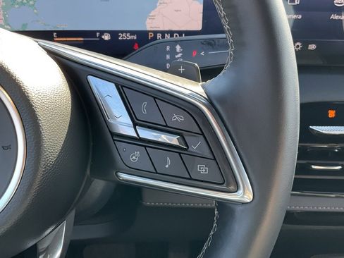 Used 2025 Buick Enclave Sport Touring w/ Power Package image 5