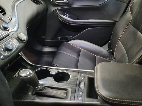 Used 2019 Chevrolet Impala Premier FWD image 26