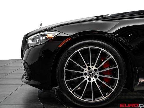 Used 2024 Mercedes-Benz S 580e 4MATIC Sedan image 13