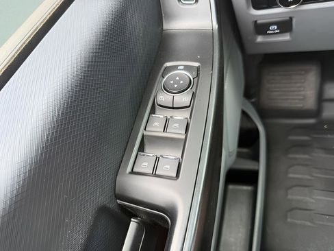 Used 2023 Ford F150 XL w/ XL Chrome Appearance Package AWD/4WD image 18