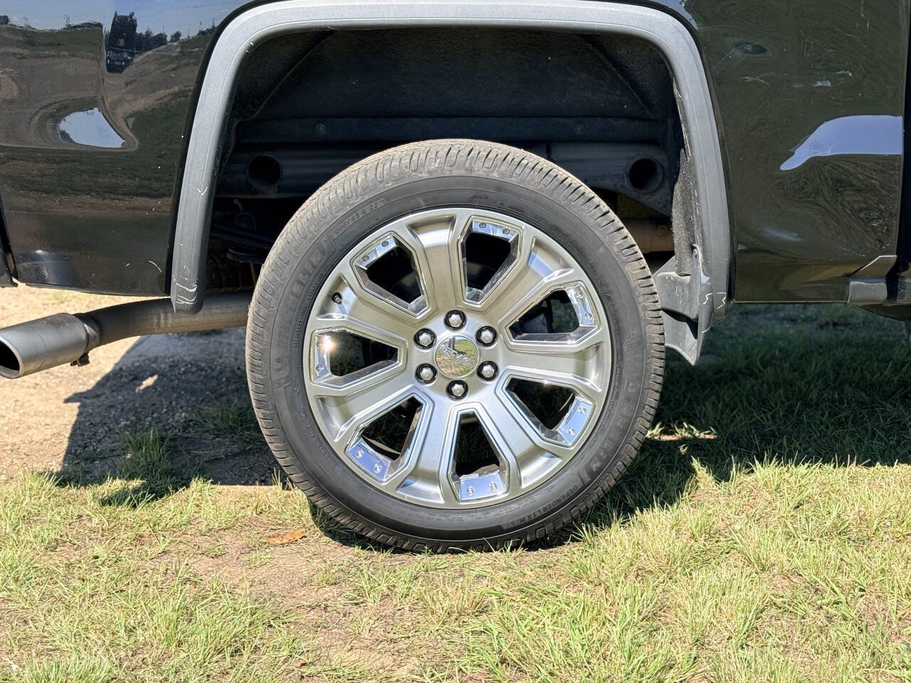 Used 2017 GMC Sierra 1500 Denali w/ Denali Ultimate Package AWD/4WD image 11