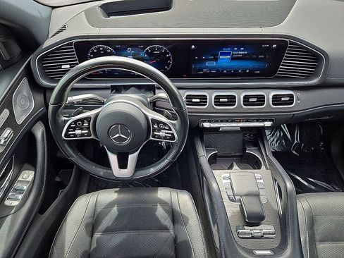 Used 2021 Mercedes-Benz GLS 580 4MATIC image 18