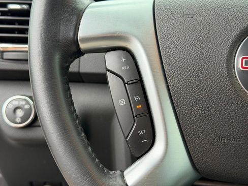 Used 2007 GMC Acadia SLT w/ Convenience Package FWD image 19