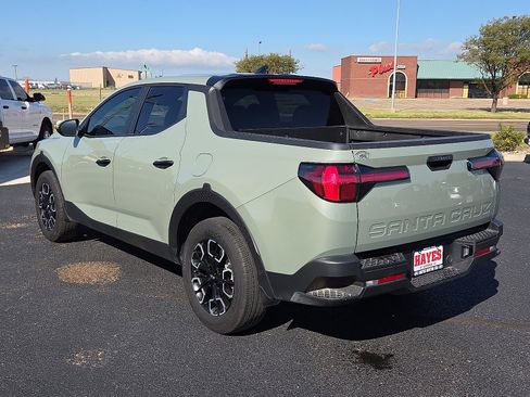 Used 2024 Hyundai Santa Cruz SEL image 3
